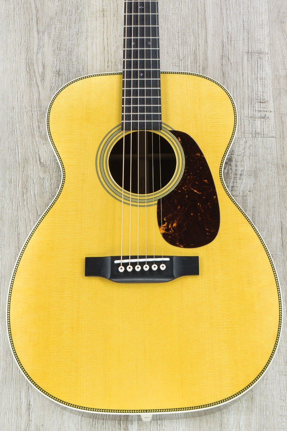 Martin Standard Series Reimagined 00-28 (2018) Acoustic Guitar, Ebony Fretboard, Hard Case