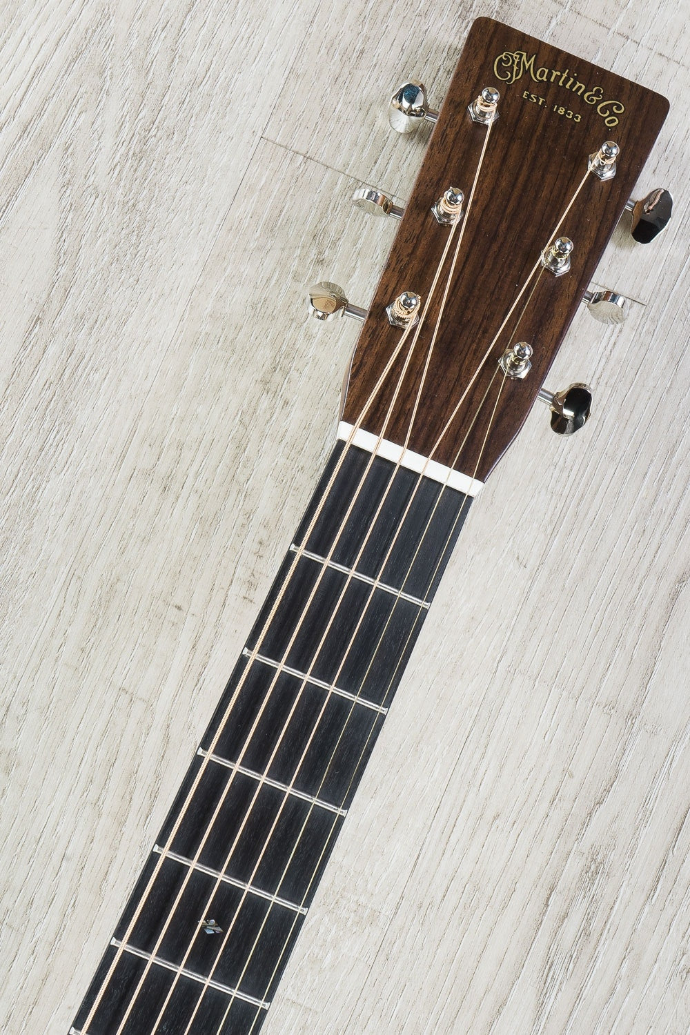 Martin Standard Series Reimagined 00-28 (2018) Acoustic Guitar, Ebony Fretboard, Hard Case
