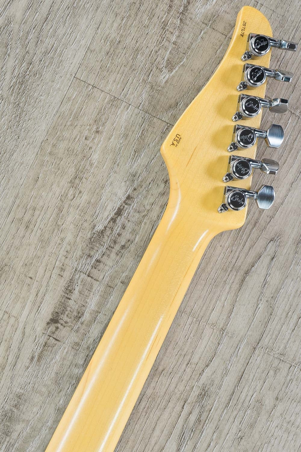 Suhr Classic S Antique Electric Guitar, SSS, Indian Rosewood Fingerboard, SSCII, Deluxe Padded Gig Bag - 3 Tone Burst