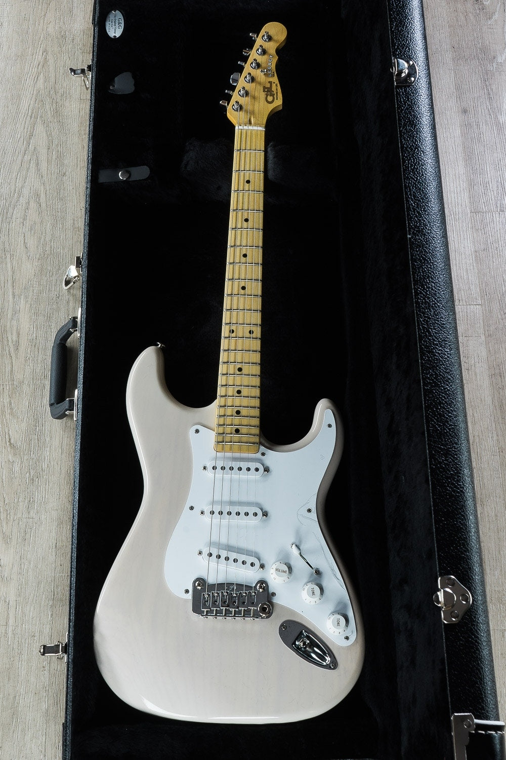 G&L Fullerton Deluxe Legacy SSS Electric Guitar, Maple Fingerboard, Hard Case - Blonde