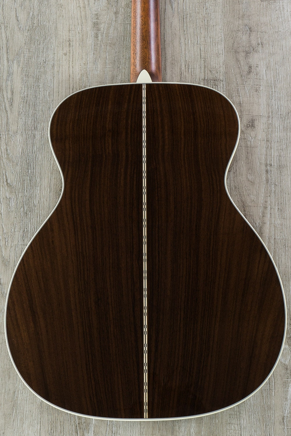 Martin 000-28 6-String Acoustic Guitar, Ebony Fingerboard, Hard Case - Sunburst