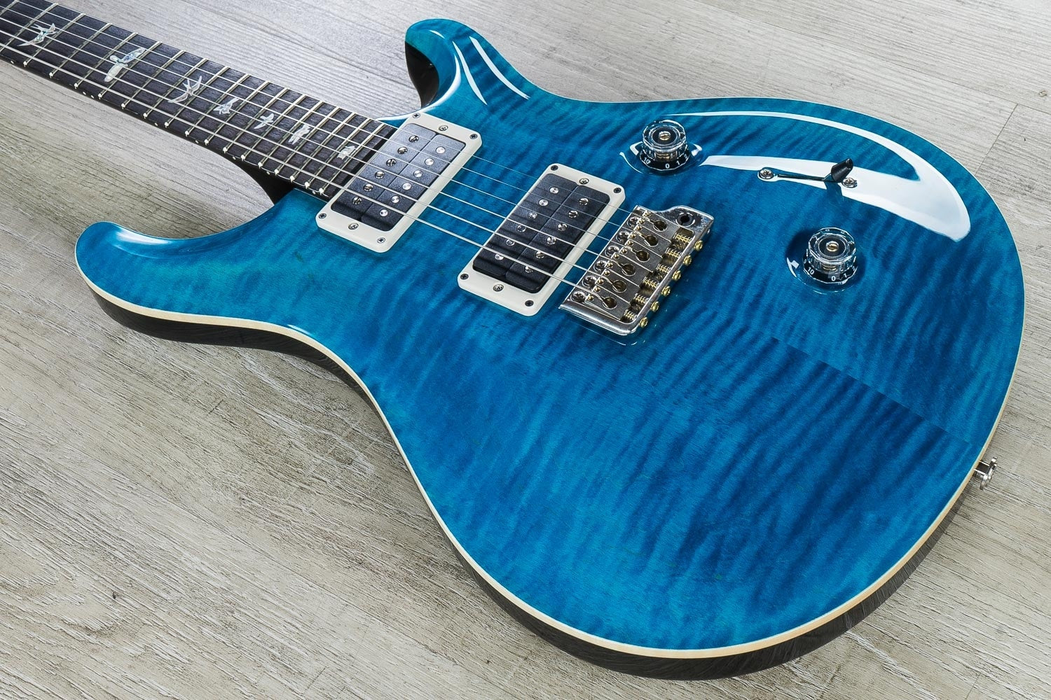PRS Paul Reed Smith Custom 24 Electric Guitar, Rosewood Fingerboard, Flame Maple, Hardshell Case - Blue Matteo