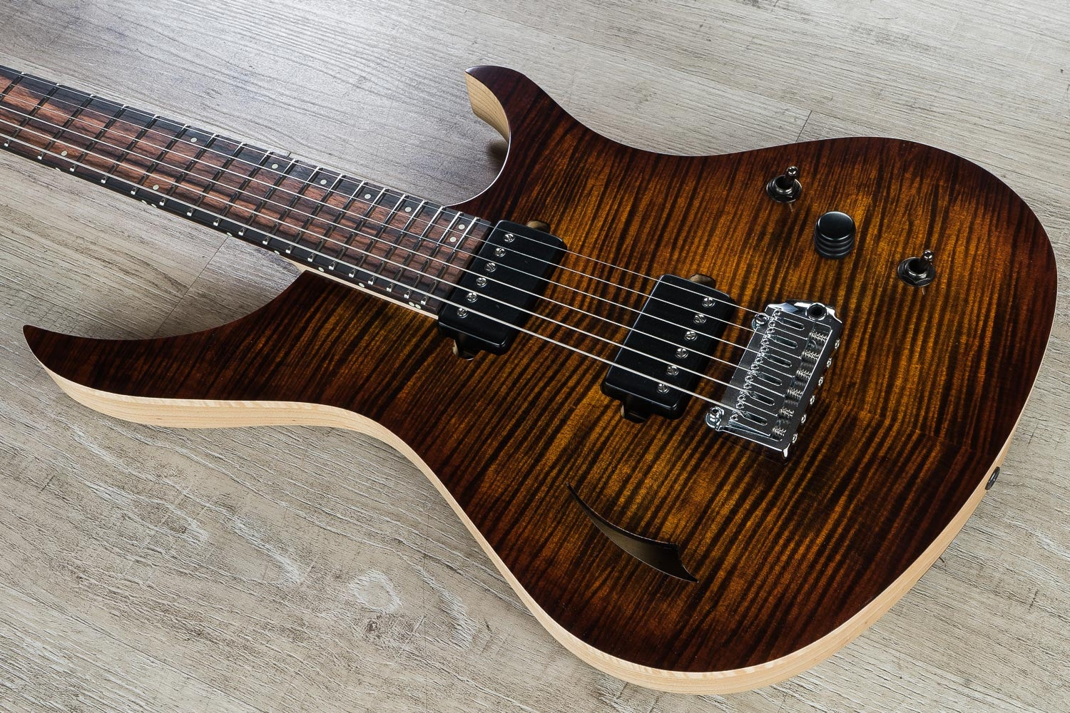 Skervesen 4AP Soul Semi-Hollow Electric Guitar, Flame Maple Top, Bare Knuckle Pickups - Black Gold Burst