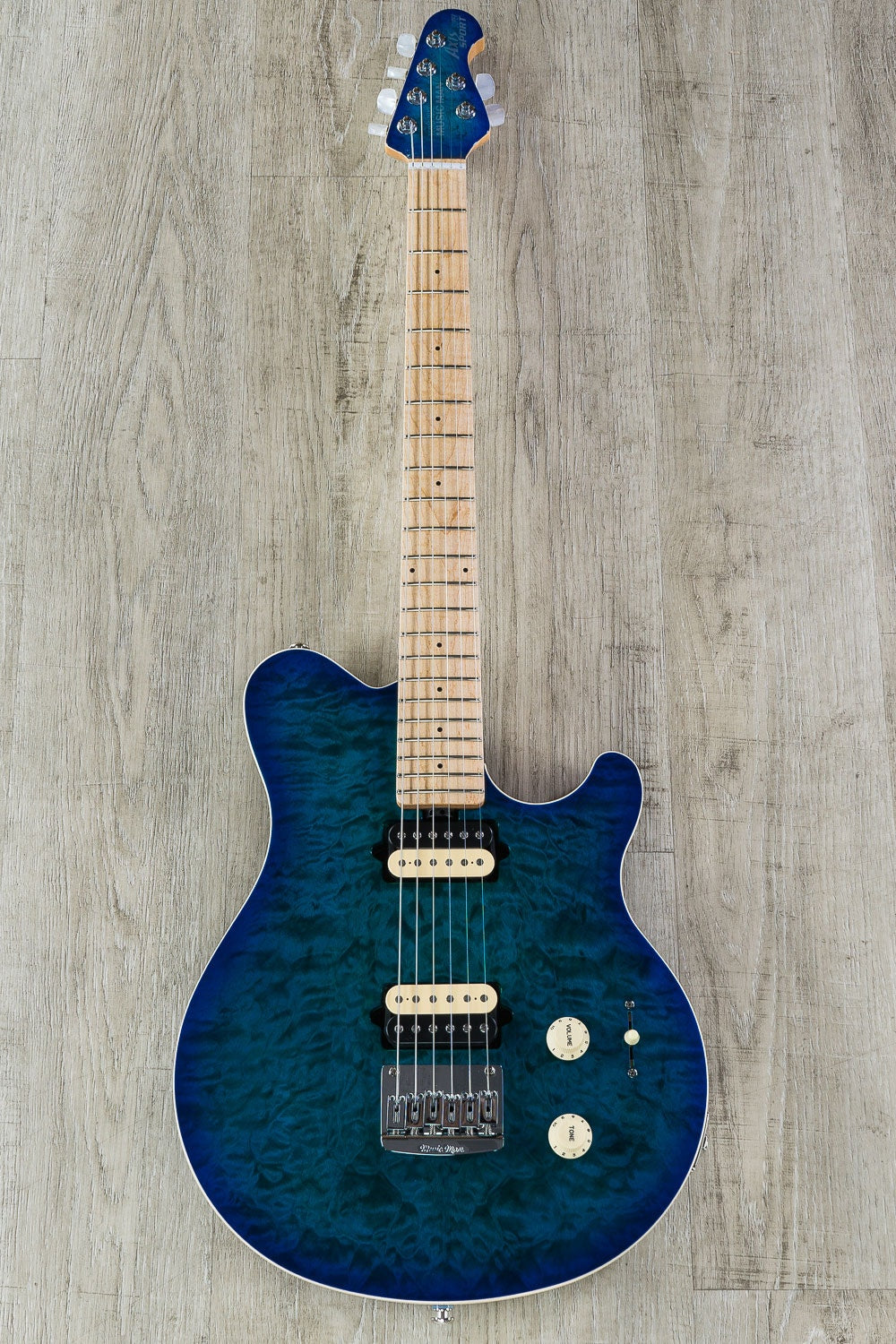 Ernie Ball Music Man Axis Super Sport Electric Guitar, Maple Neck with Matching Headstock, Hard Case - Balboa Blue Burst Quilt