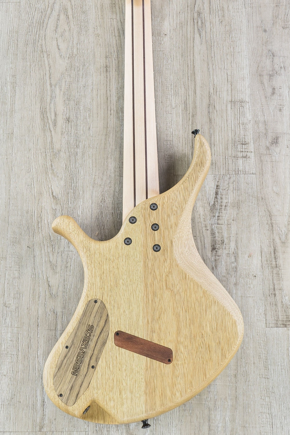 Skervesen Swan 7 FF 7-String Fanned Fret Electric Guitar, Quilted Maple 4A Top, Hard Case - Deep Ocean