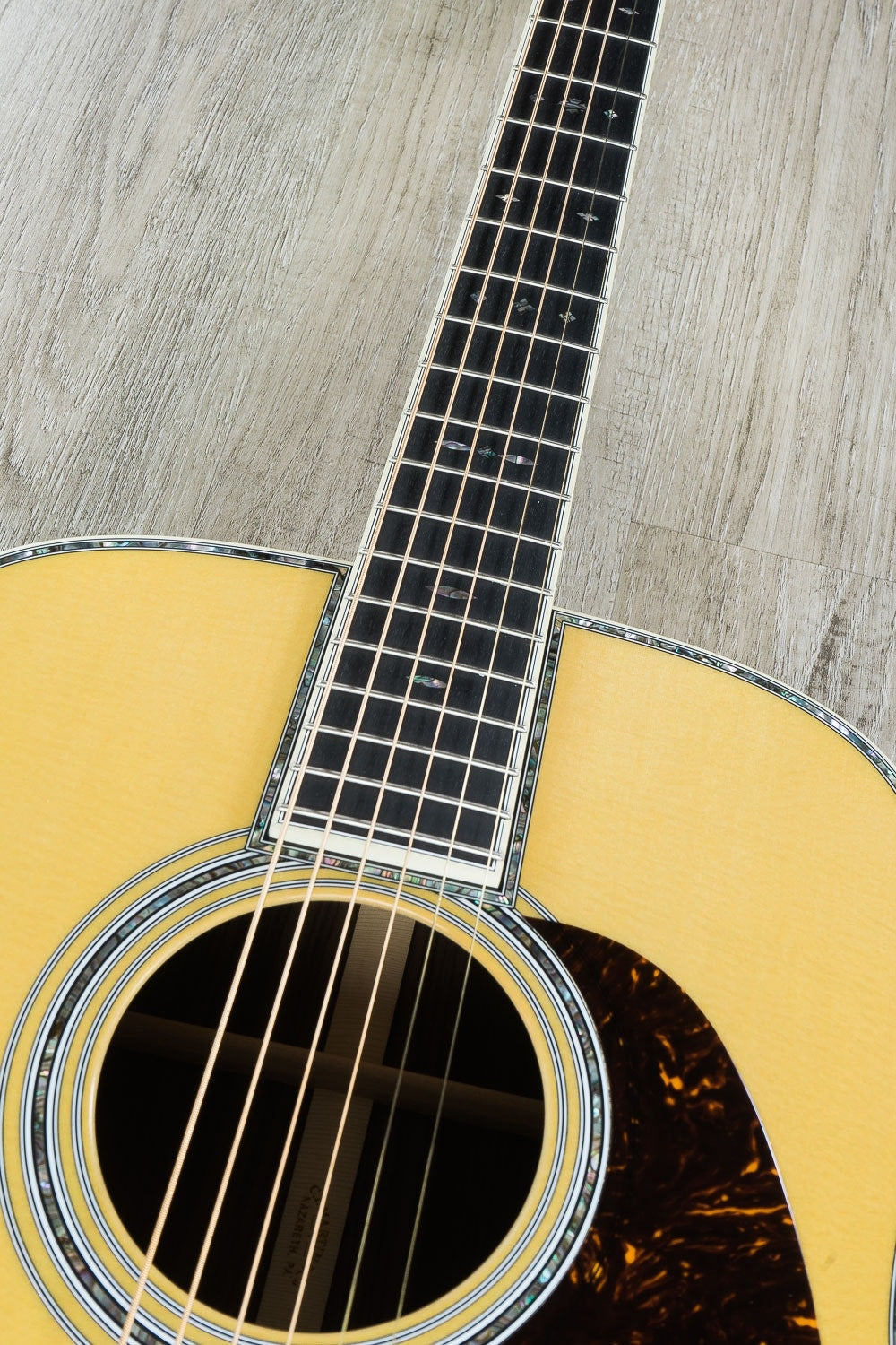 Martin D-42 Standard Series Reimagined 2018 Dreadnought Acoustic Guitar with Hard Case - Natural