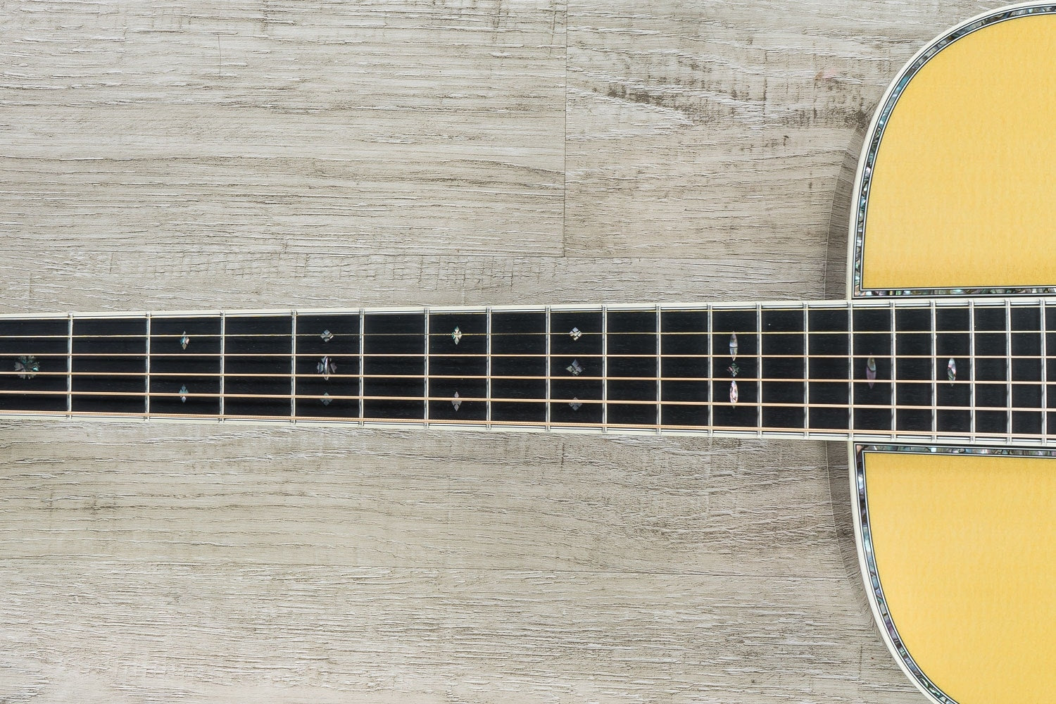 Martin D-42 Standard Series Reimagined 2018 Dreadnought Acoustic Guitar with Hard Case - Natural