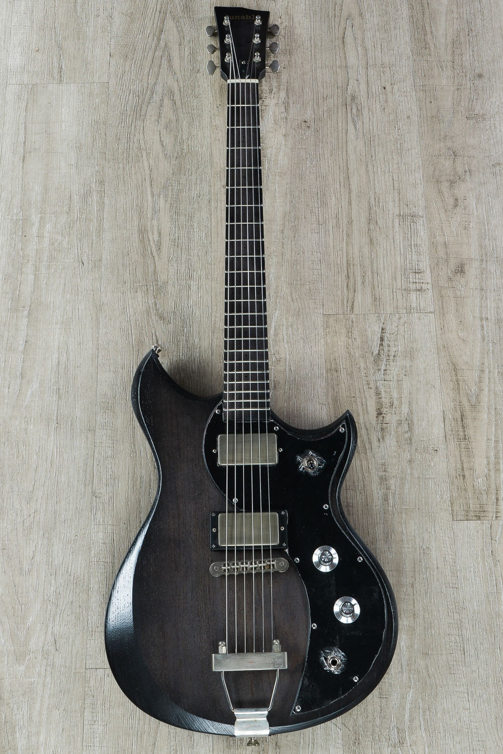 Dunable Cyclops Electric Guitar, Maple Fretboard, Hard Case - Black Burst
