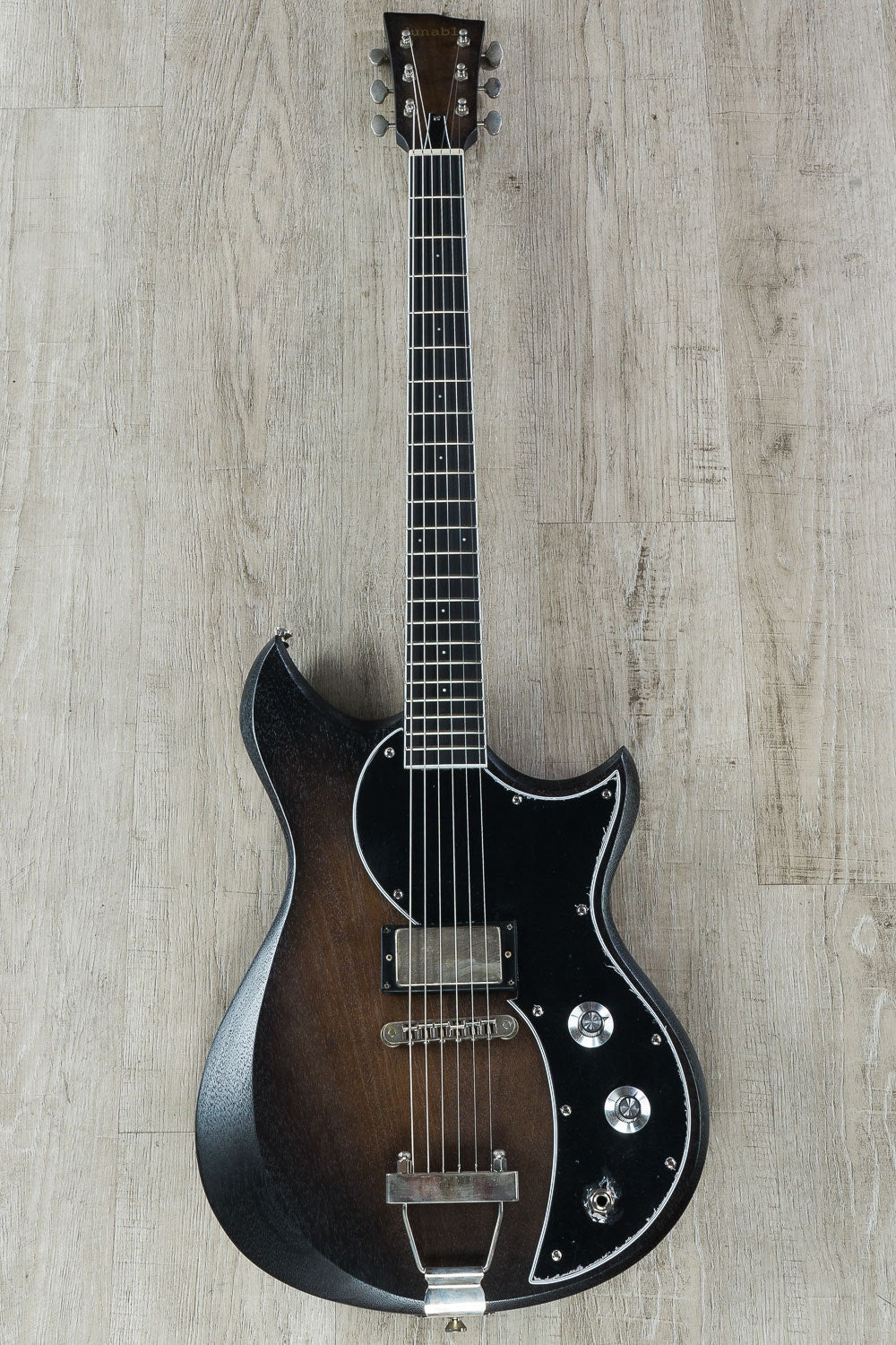 Dunable Cyclops Electric Guitar Mahogany Body Ebony Fretboard Amber Burst Satin