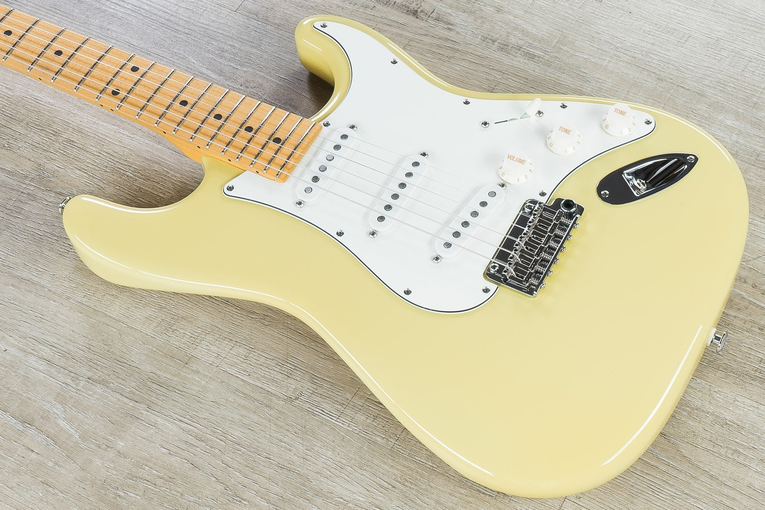 Suhr Classic S Electric Guitar, SSS, Maple Fingerboard, SSCII, Deluxe Gig Bag - Vintage Yellow