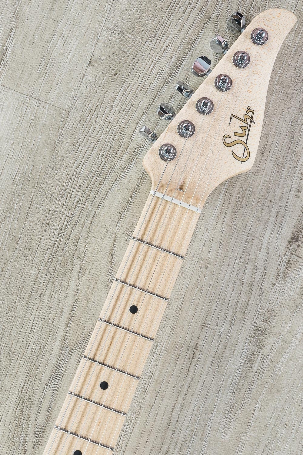 Suhr Standard HSS Electric Guitar, Maple Fingerboard, SSCII, Deluxe Padded Gig Bag - Olympic White