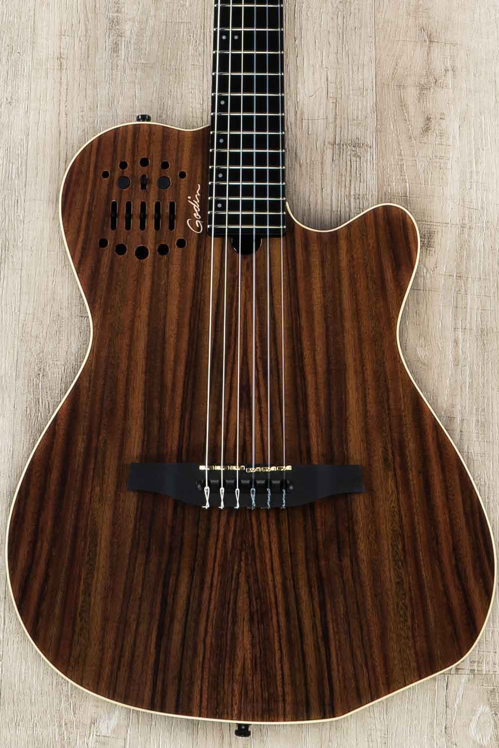 Godin 037452 ACS Nylon Synth Access, 2-Voice Acoustic-Electric Guitar with Bag - Rosewood HG (B-STOCK)