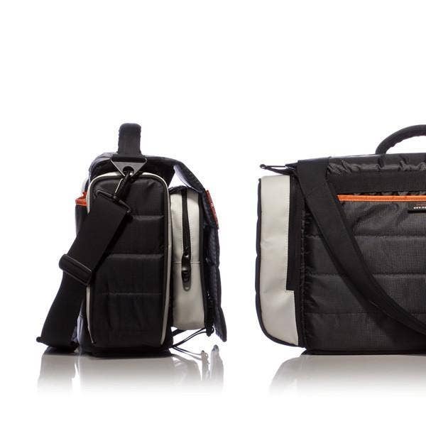 MONO EFX-PDR-BLK Classic Producer Messenger Bag, Black