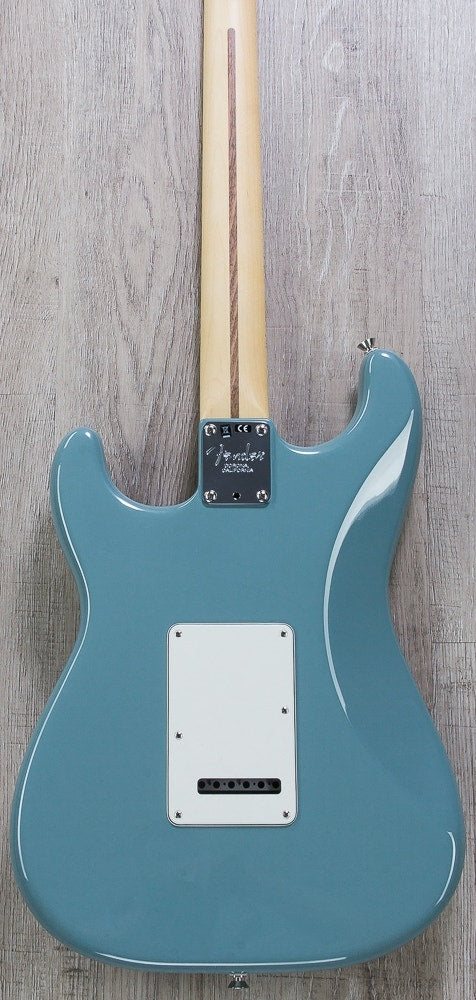 Fender American Pro Stratocaster Electric Guitar, Maple Fingerboard, Hard Case - Sonic Gray (Open Box)