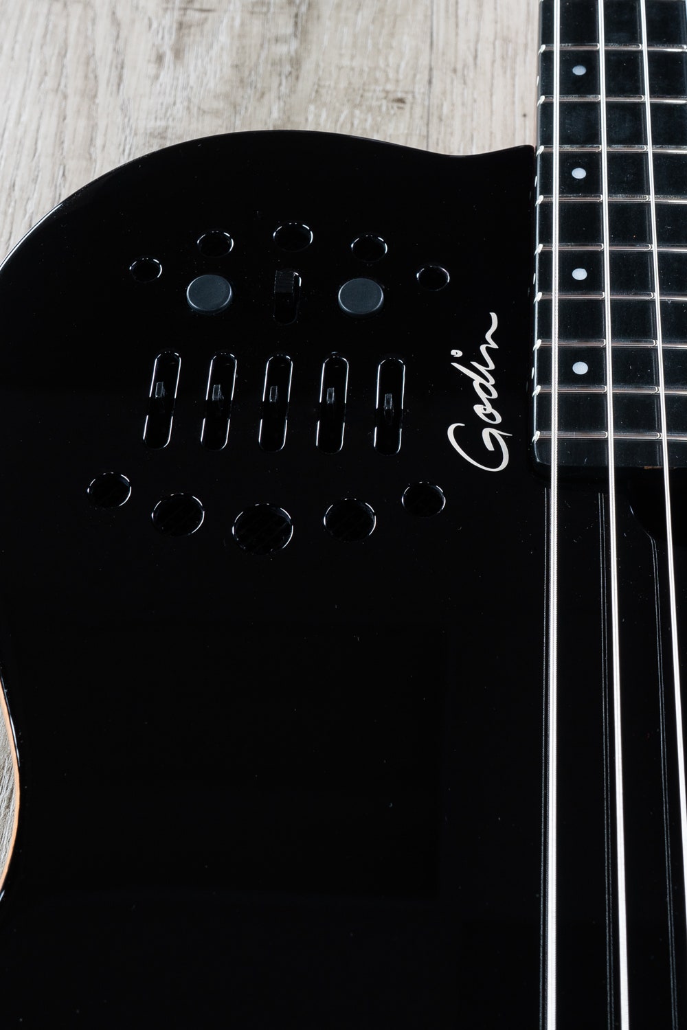 Godin Guitars Multiac ACS Nylon Black HG Acoustic Electric Nylon String Guitar (032174)