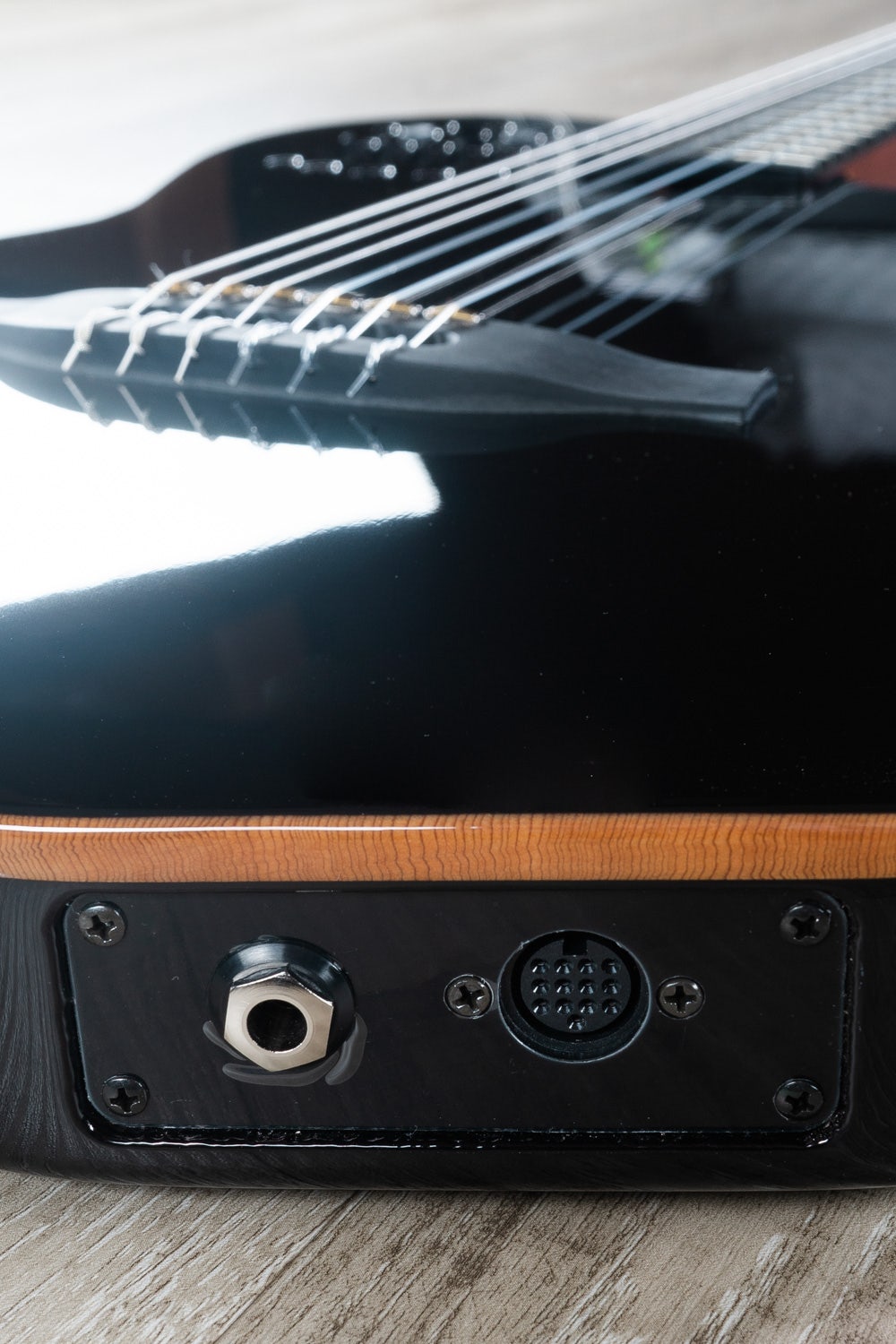 Godin Guitars Multiac ACS Nylon Black HG Acoustic Electric Nylon String Guitar (032174)