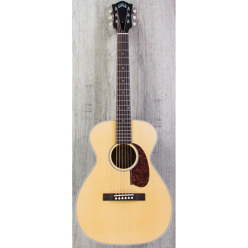 Guild M-40 Troubadour Concert Acoustic Guitar, Indian Rosewood Fingerboard, Hardshell Case - Natural (Open Box)