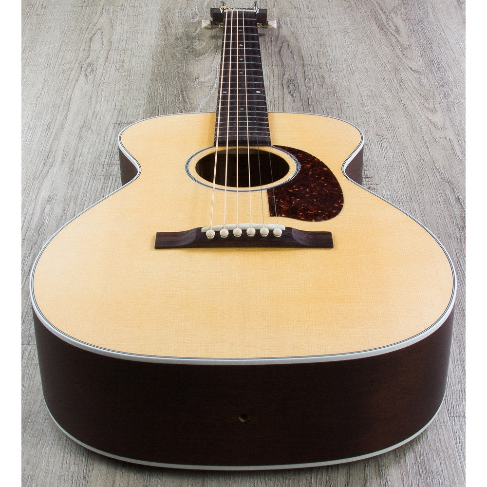 Guild M-40 Troubadour Concert Acoustic Guitar, Indian Rosewood Fingerboard, Hardshell Case - Natural (Open Box)