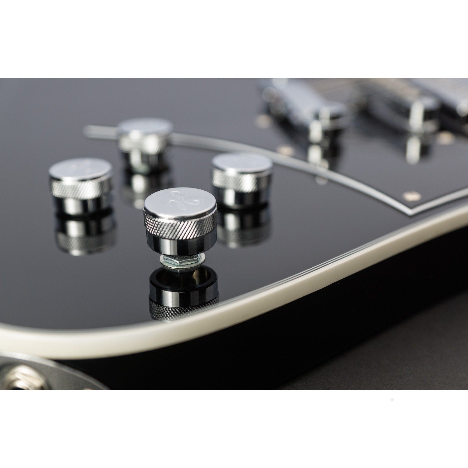 Hagstrom Fantomen Electric Guitar, All Mahogany Construction, Resinator Fingerboard - Black Gloss (Open Box)