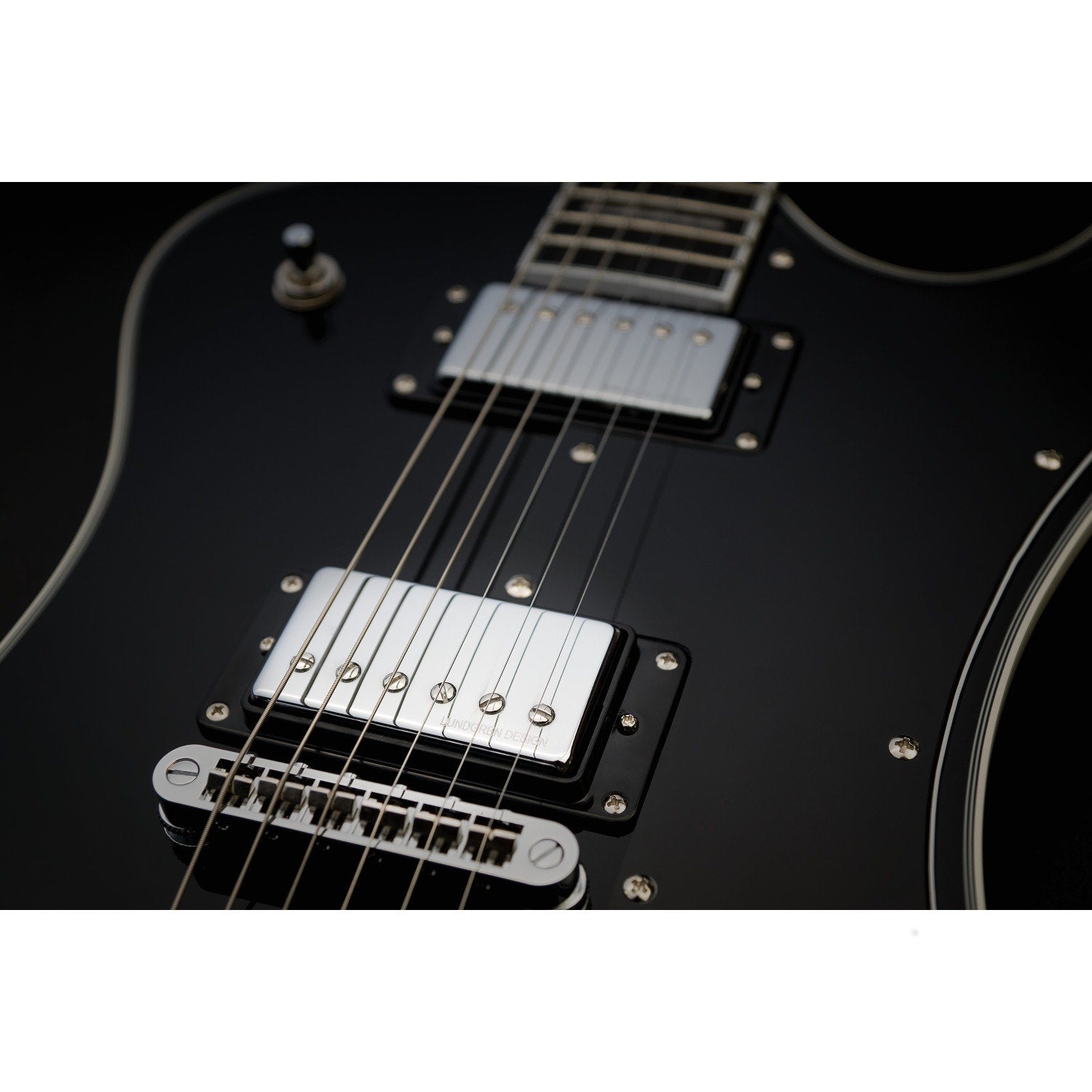 Hagstrom Fantomen Electric Guitar, All Mahogany Construction, Resinator Fingerboard - Black Gloss (Open Box)