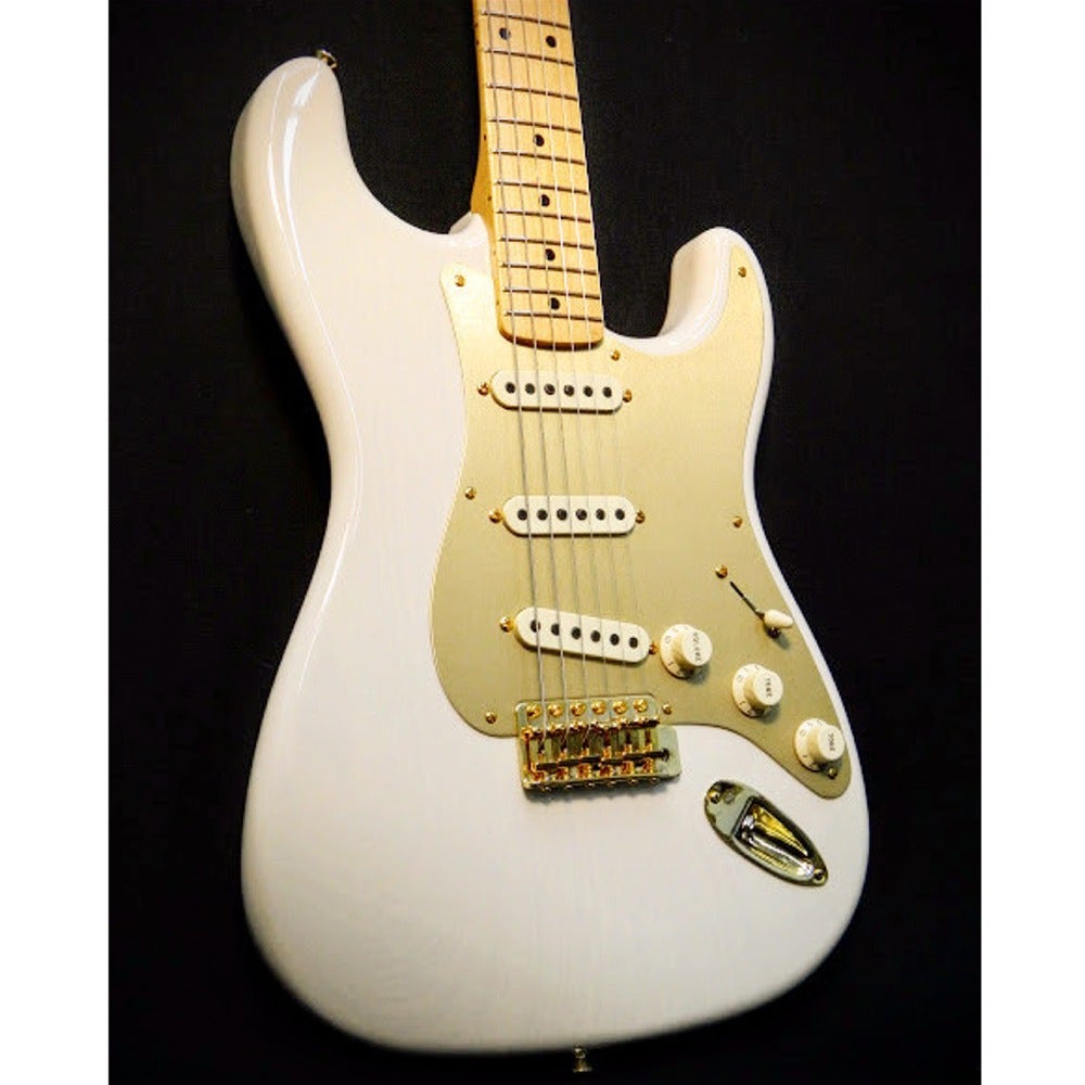 Iconic Custom Guitars Crazy Diamond NOS Electric Guitar in Aged White Finish with Arcane Pickups and Hard Case