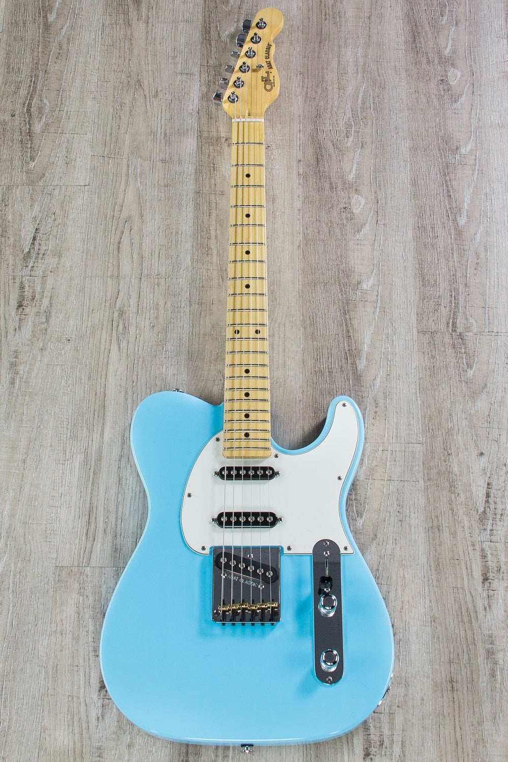 G&L USA ASAT Classic S Electric Guitar, Maple Fingerboard, Hard Case - Himalayan Blue