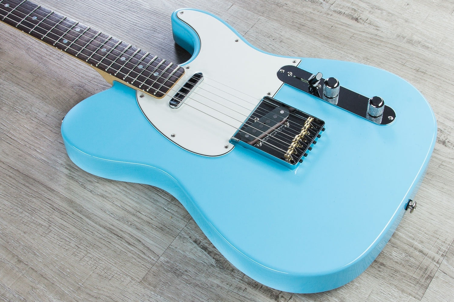 G&L USA ASAT Classic Alnico Electric Guitar, Maple Fingerboard, Hard Case - Himalayan Blue