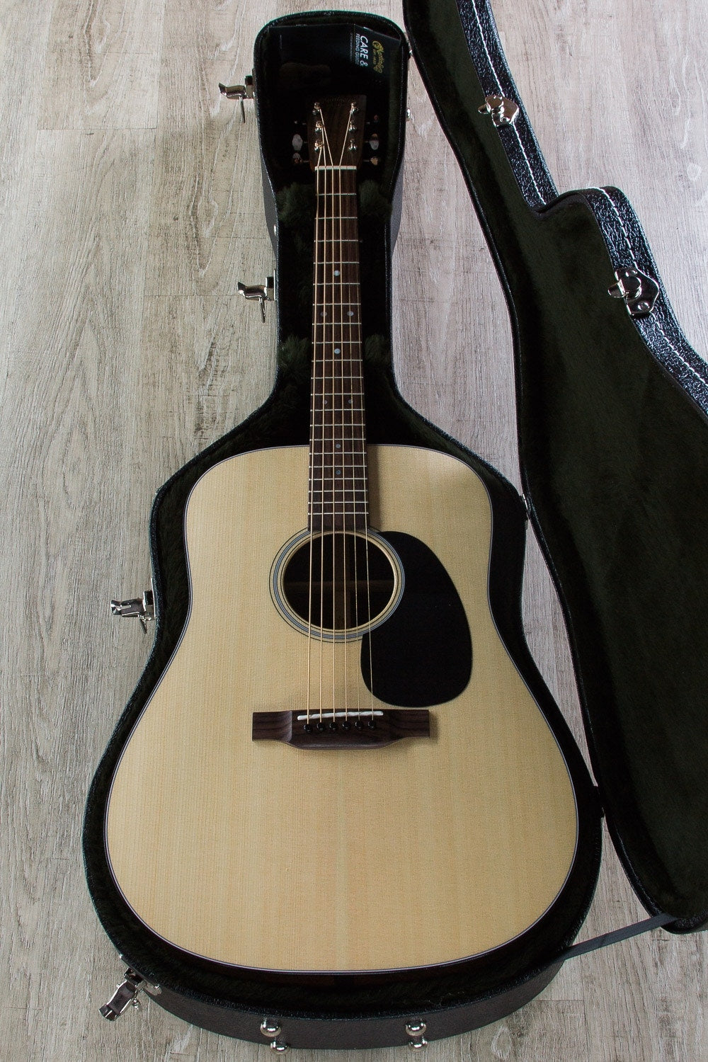 Martin Standard Series D-21 Special Dreadnought Acoustic Guitar with Hardshell Case - Natural
