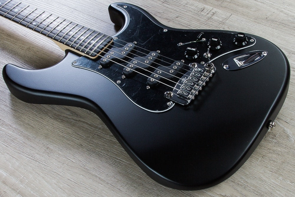 G&L USA Comanche Electric Guitar, Ebony Fingerboard, Hard Case - Jet Black