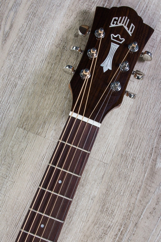 Guild F-150 Jumbo CE Acoustic-Electric Guitar, Fishman Pickup, Polyfoam Case - Natural