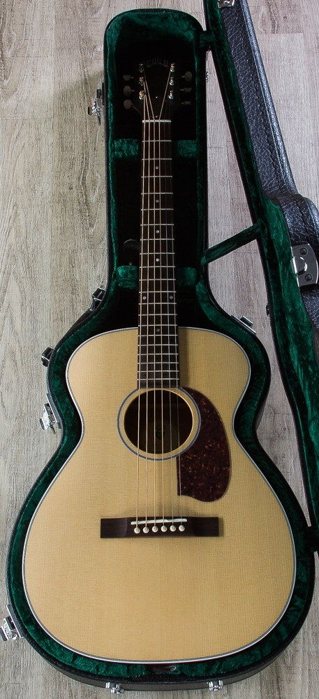 Guild M-40 Troubadour Concert Acoustic Guitar, Indian Rosewood Fretboard, Hard Case - Natural