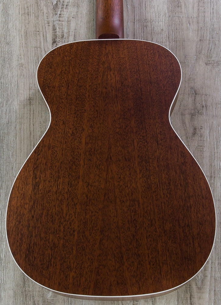 Guild M-40 Troubadour Concert Acoustic Guitar, Indian Rosewood Fretboard, Hard Case - Natural