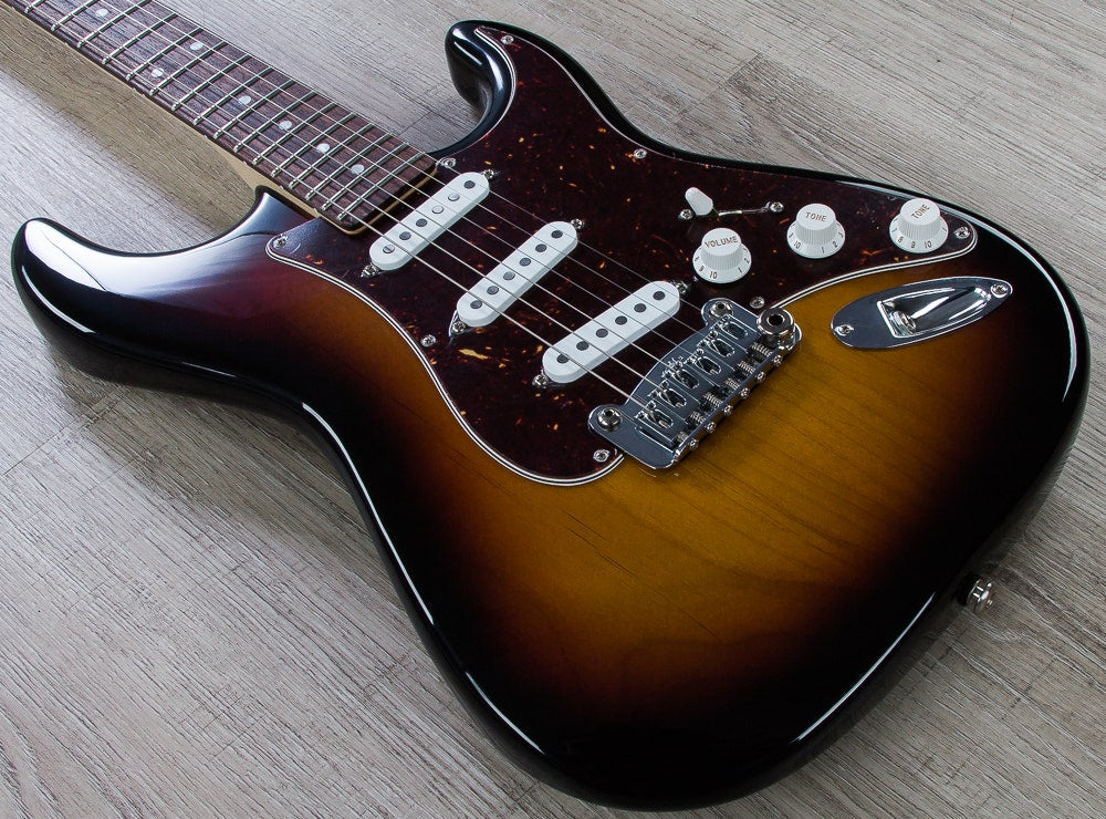 G&L USA Legacy Electric Guitar, Rosewood Fingerboard, Hard Case - 3-Tone Sunburst