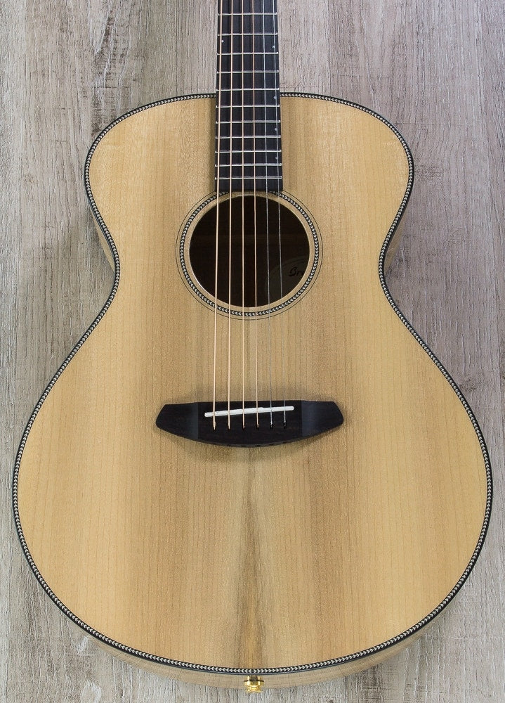 Breedlove Oregon Concert E Myrtlewood Acoustic-Electric Guitar with Hard Case