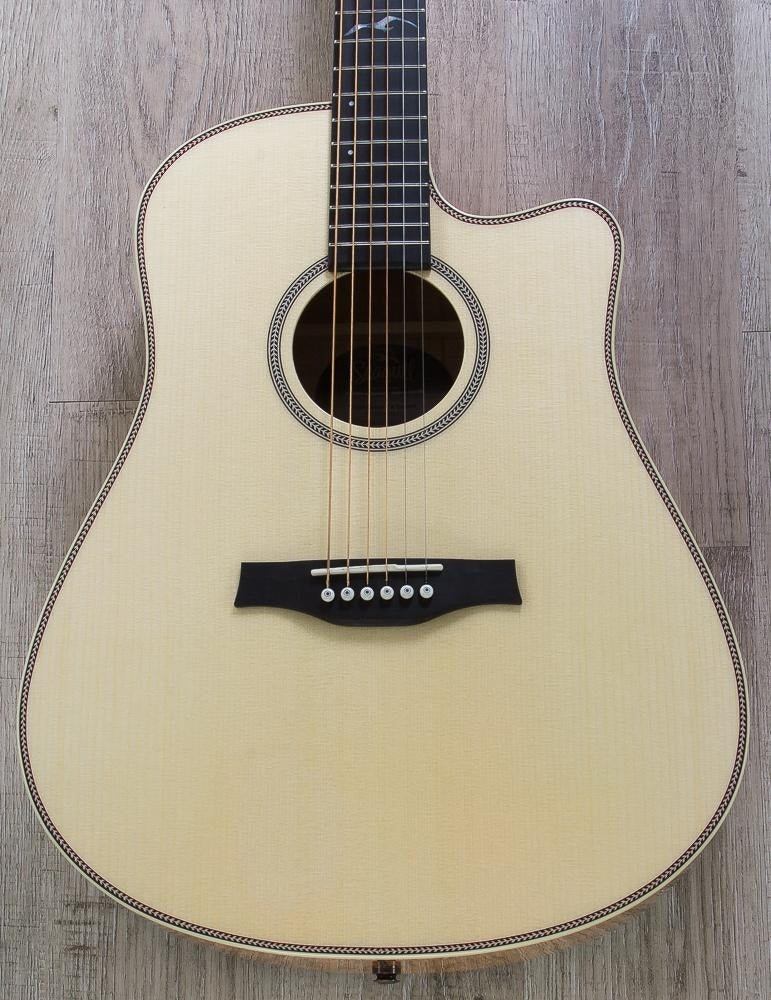 Seagull Artist Cameo Cutaway Element Acoustic-Electric Guitar with Deluxe TRIC Case - Natural Satin
