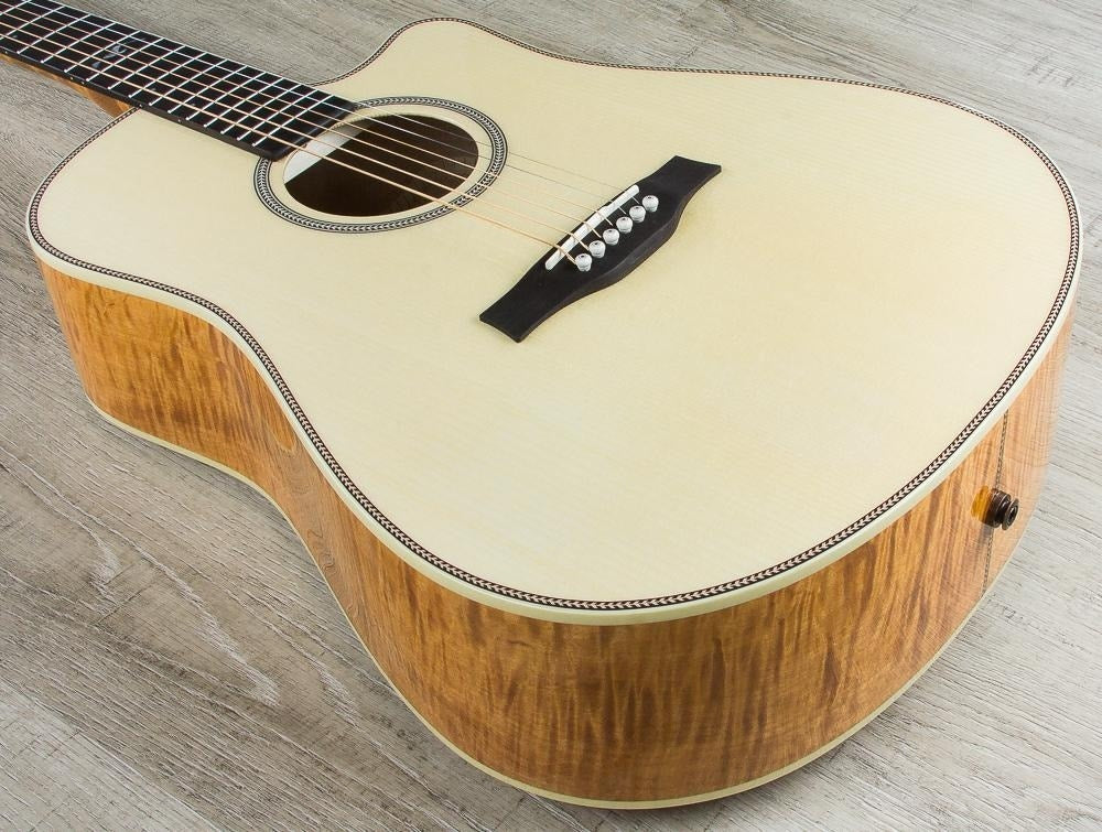 Seagull Artist Cameo Cutaway Element Acoustic-Electric Guitar with Deluxe TRIC Case - Natural Satin