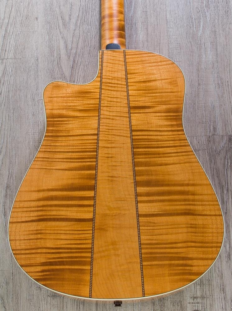 Seagull Artist Cameo Cutaway Element Acoustic-Electric Guitar with Deluxe TRIC Case - Natural Satin