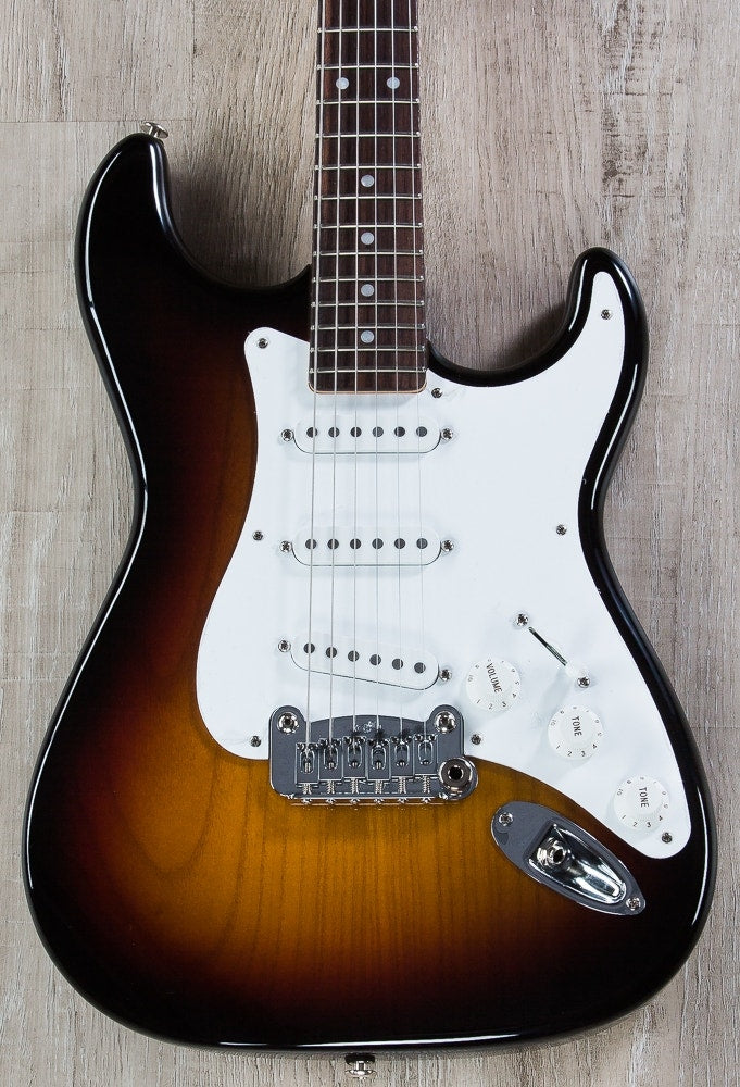 G&L USA Legacy Electric Guitar, Rosewood Fretboard, Hard Case - 3-Tone Sunburst