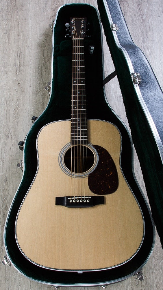 Martin Standard Series HD-28 Dreadnought Acoustic Guitar with Case - Natural