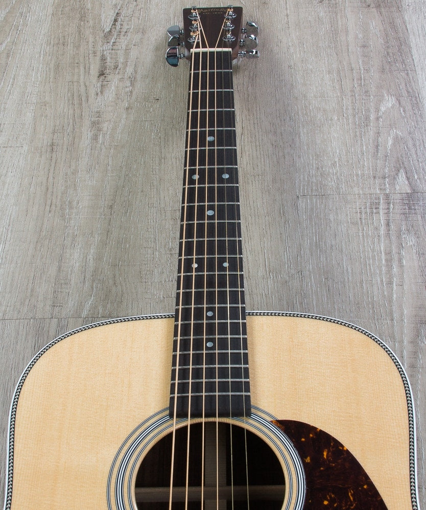 Martin Standard Series HD-28 Dreadnought Acoustic Guitar with Case - Natural