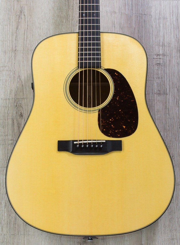 Martin Retro Series D-18E Dreadnought Acoustic-Electric Guitar with Case - Natural