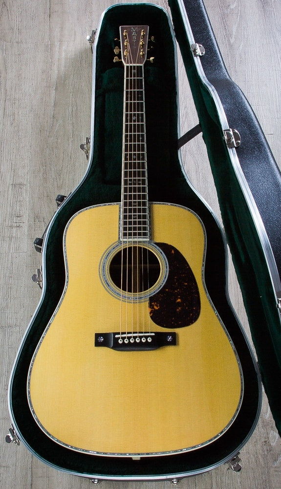 Martin Standard Series D‑42 Dreadnought Acoustic Guitar, Ebony Fingerboard, Hard Case - Natural