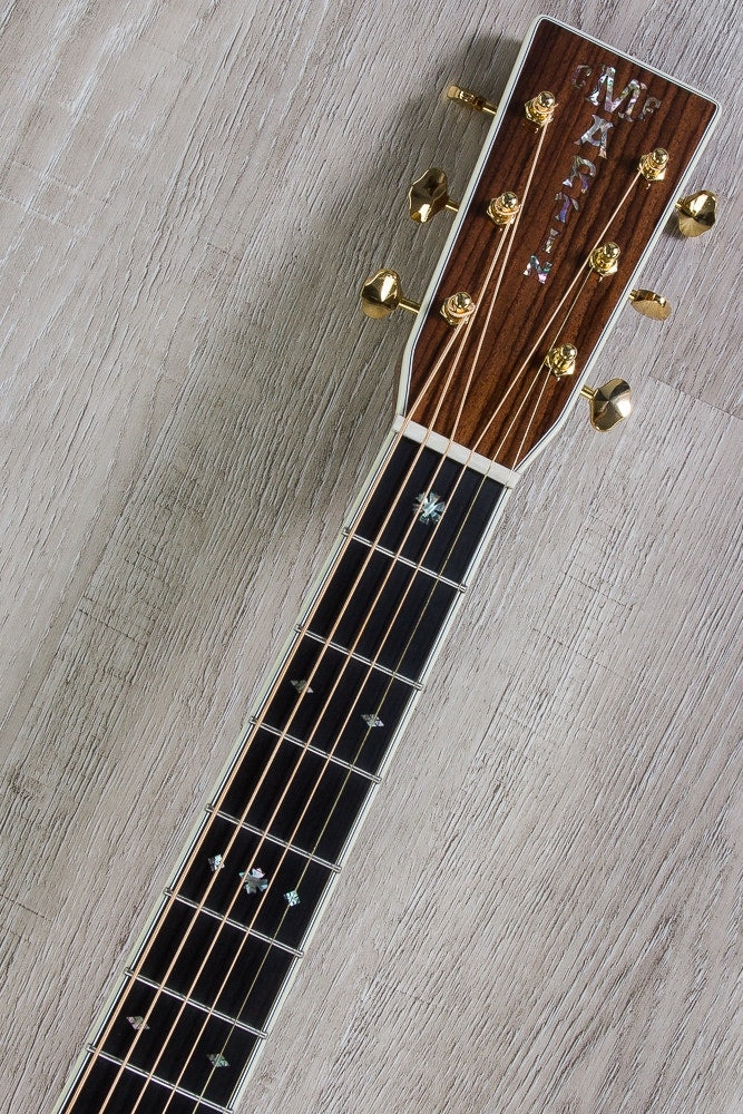 Martin Standard Series D‑42 Dreadnought Acoustic Guitar, Ebony Fingerboard, Hard Case - Natural