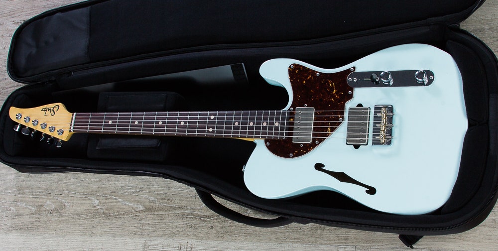 Suhr Alt T Pro Electric Guitar, Indian Rosewood Fretboard, Deluxe Padded Gig Bag - Sonic Blue