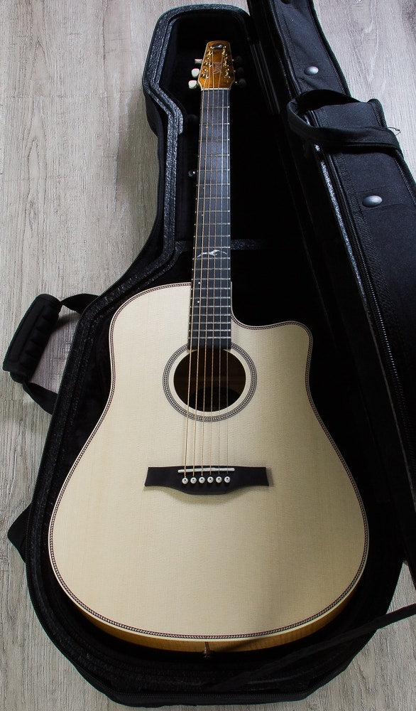 Seagull Artist Cameo CW Element Acoustic Guitar with Deluxe TRIC - Natural Satin (B-STOCK)