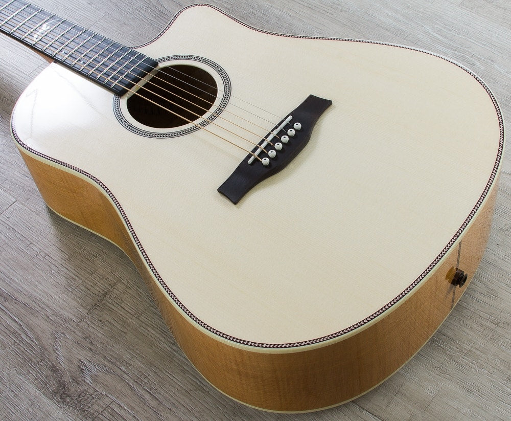 Seagull Artist Cameo CW Element Acoustic Guitar with Deluxe TRIC - Natural Satin (B-STOCK)