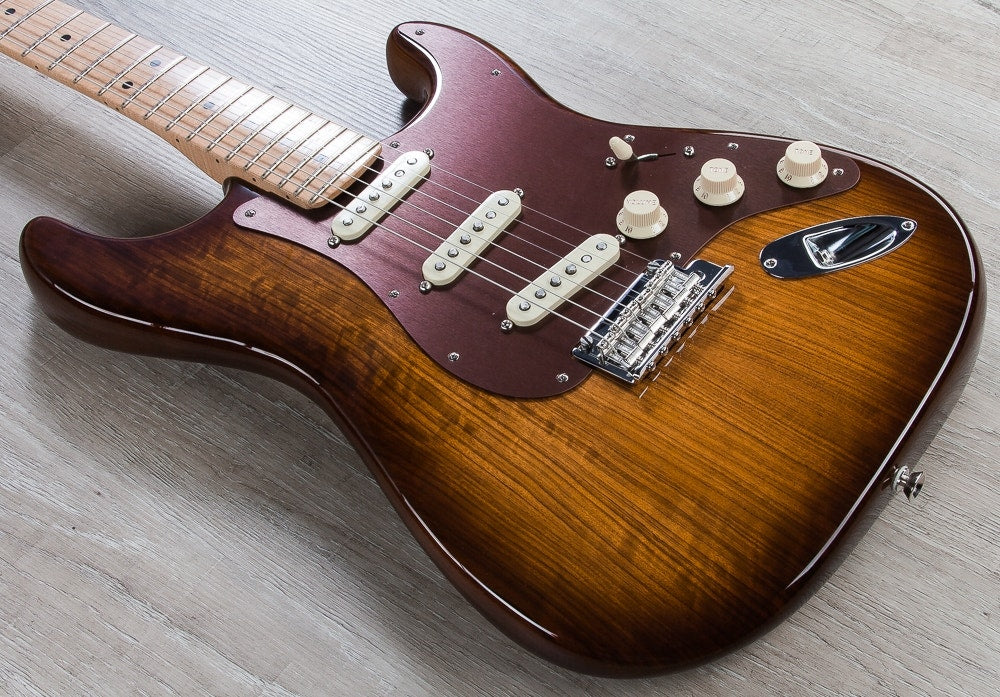 Fender Limited Edition Shedua Top Stratocaster Electric Guitar & Hard Case - Shaded Edge Burst