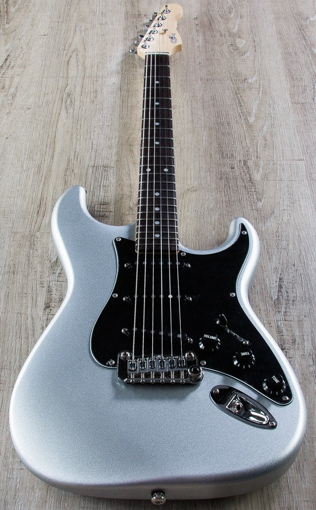 G&L USA Legacy Electric Guitar, Rosewood Fingerboard, Hard Case - Silver Metallic Frost