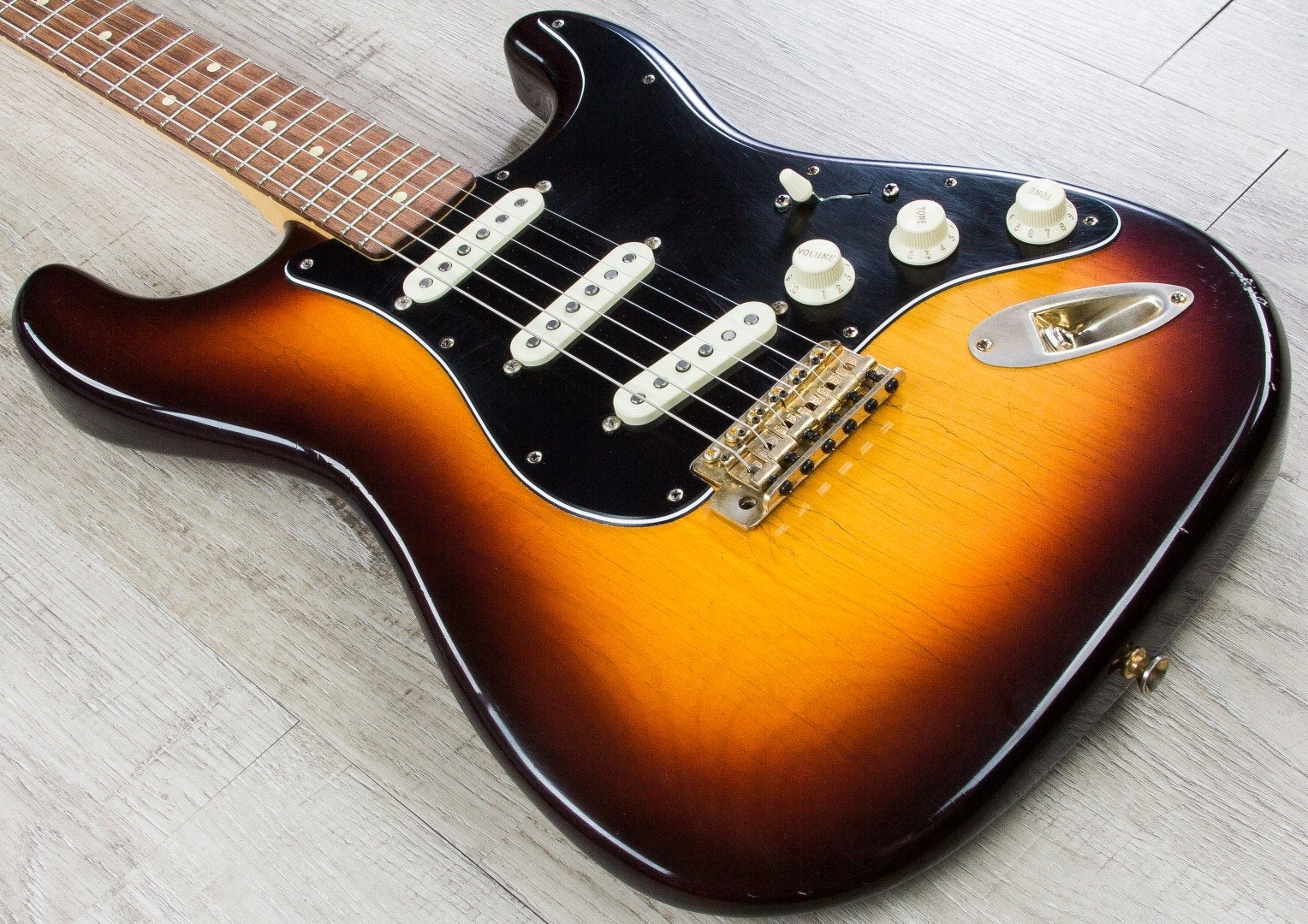 Iconic Custom Guitars Texas Flood Vintage Electric Guitar, Left-Handed Tremolo Arcane Pickups, Hard Case - Aged 3-Tone Burst Finish (Open Box)