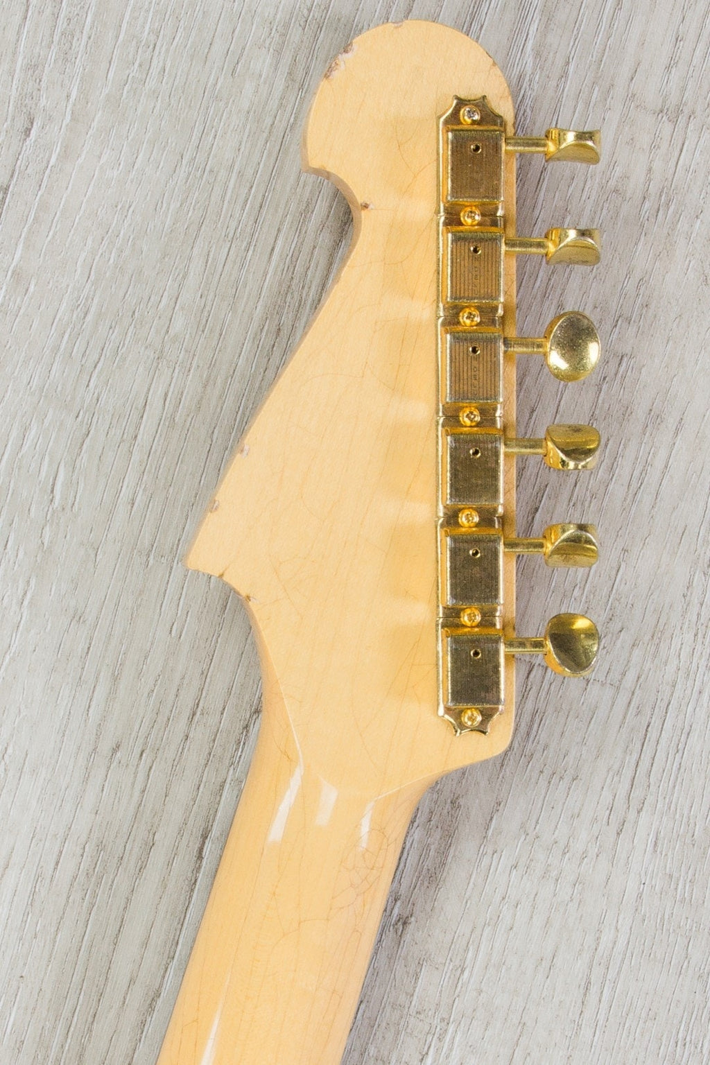 Iconic Custom Guitars Texas Flood Vintage Electric Guitar, Left-Handed Tremolo Arcane Pickups, Hard Case - Aged 3-Tone Burst Finish (Open Box)